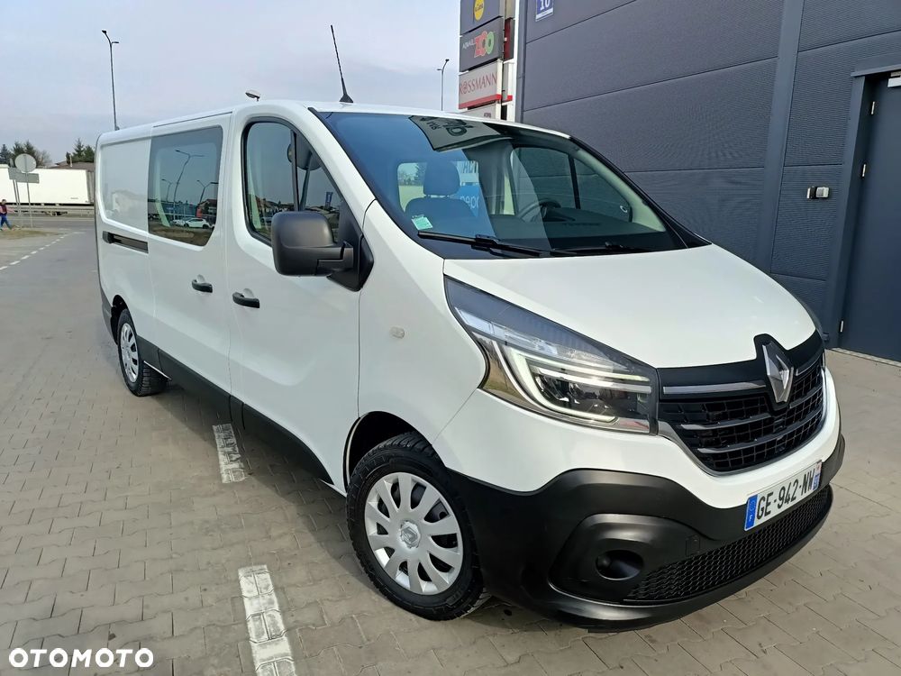 Renault TRAFIC 2.0 DCI LONG 6-OSOBOWO-CIĘŻAROWY - 11
