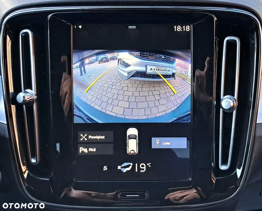 Volvo XC 40 T4 Momentum - 18