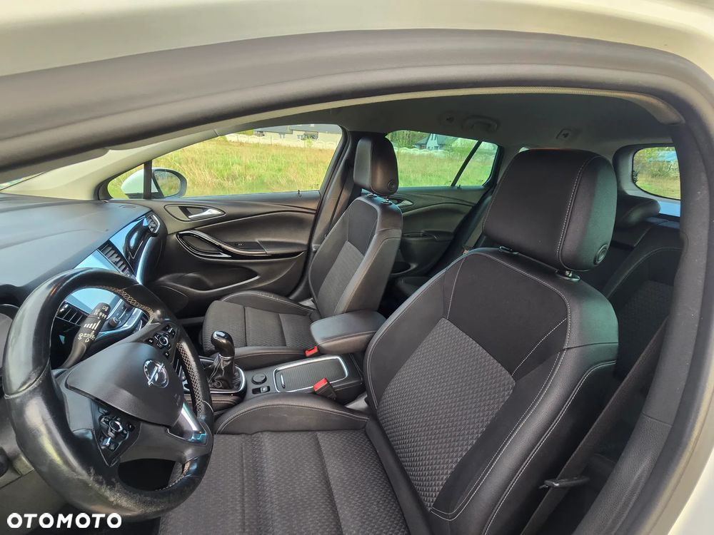 Opel Astra 1.6 D Start/Stop Edition - 23