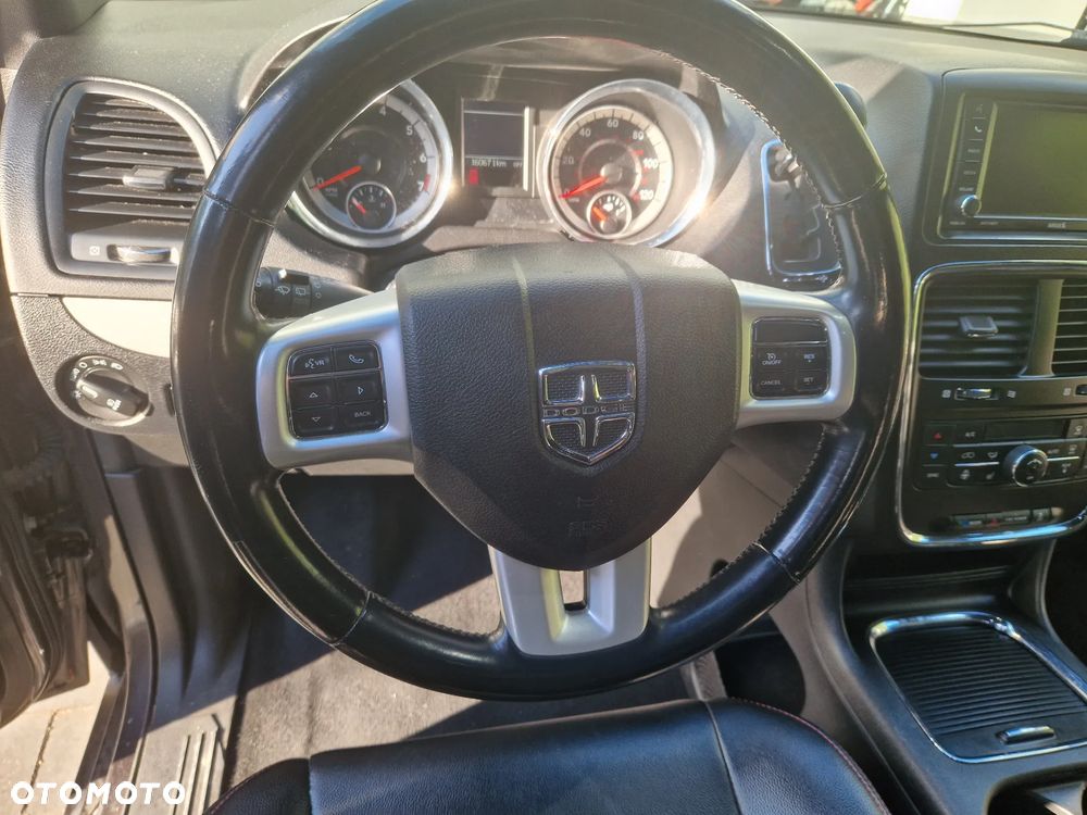 Dodge Grand Caravan 3.6 R/T - 7