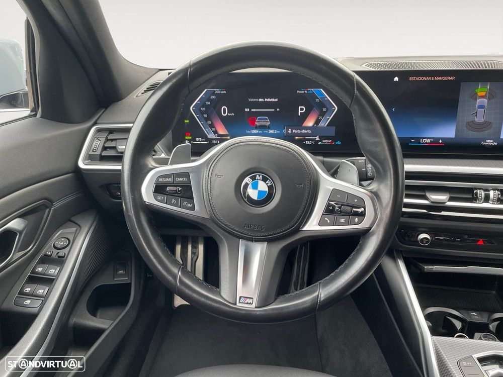 BMW 320 d Touring Pack Desportivo M Auto - 9