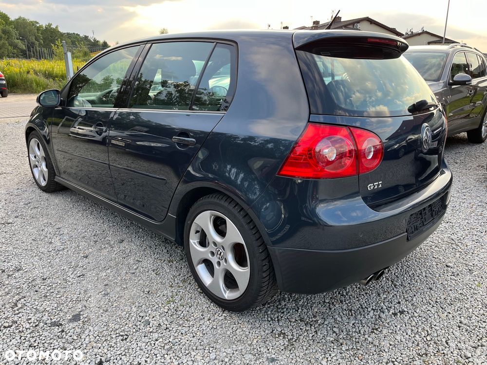 Volkswagen Golf 2.0 GTI DSG - 4