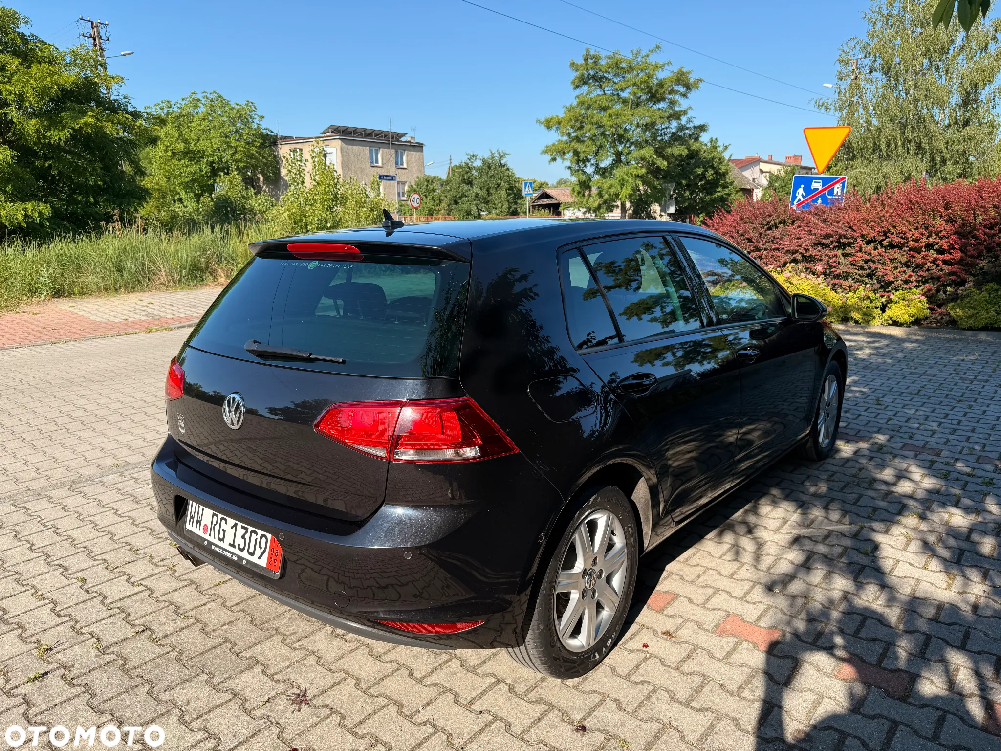 Volkswagen Golf - 8