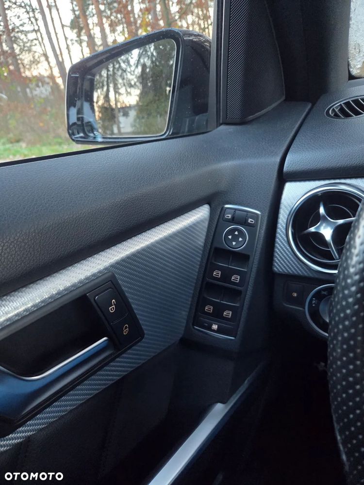 Mercedes-Benz GLK - 16