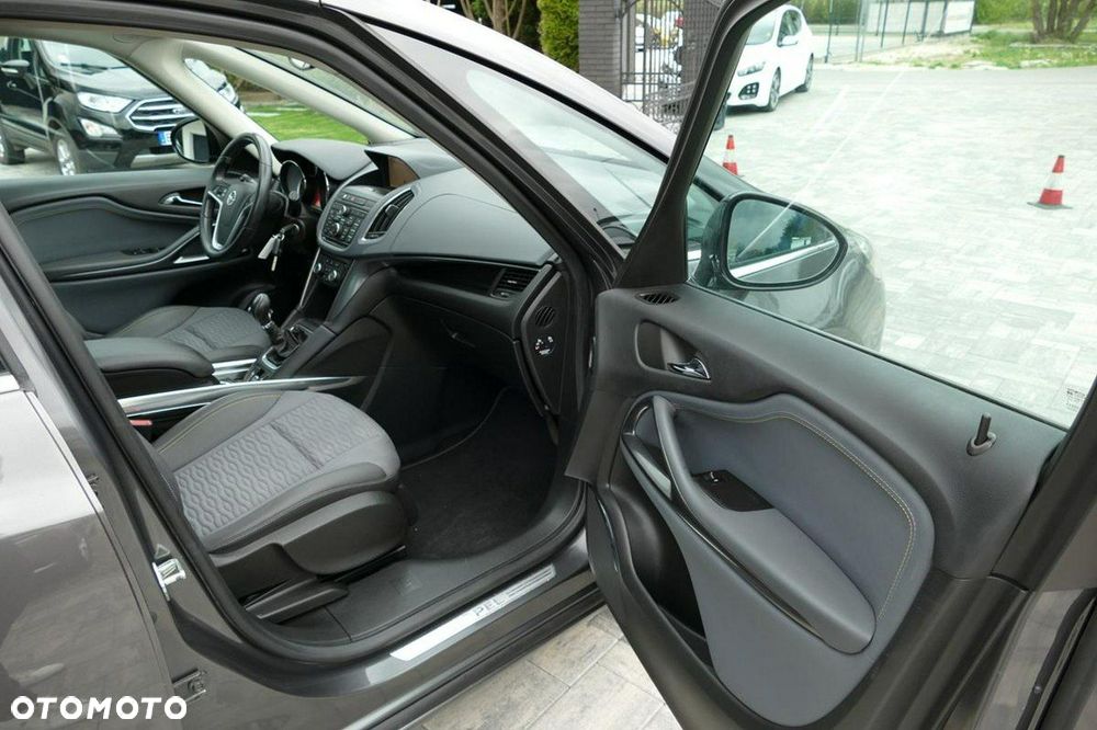 Opel Zafira - 23