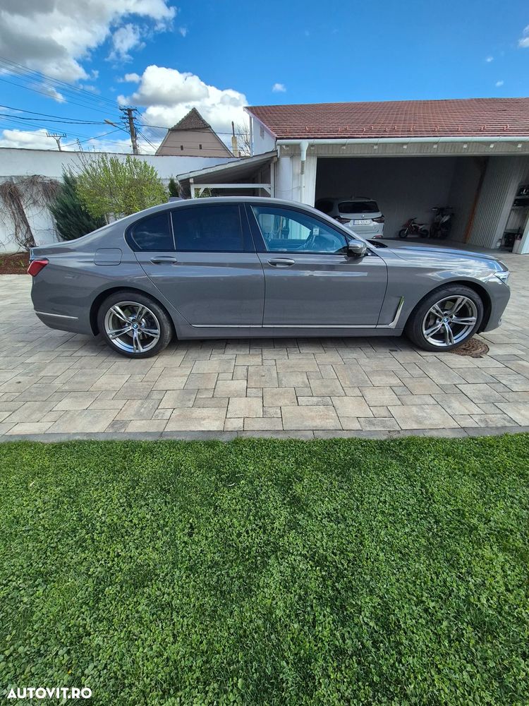 BMW Seria 7 730d xDrive - 6