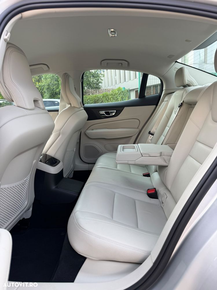 Volvo S60 T8 Recharge AWD Geartronic Inscription - 20