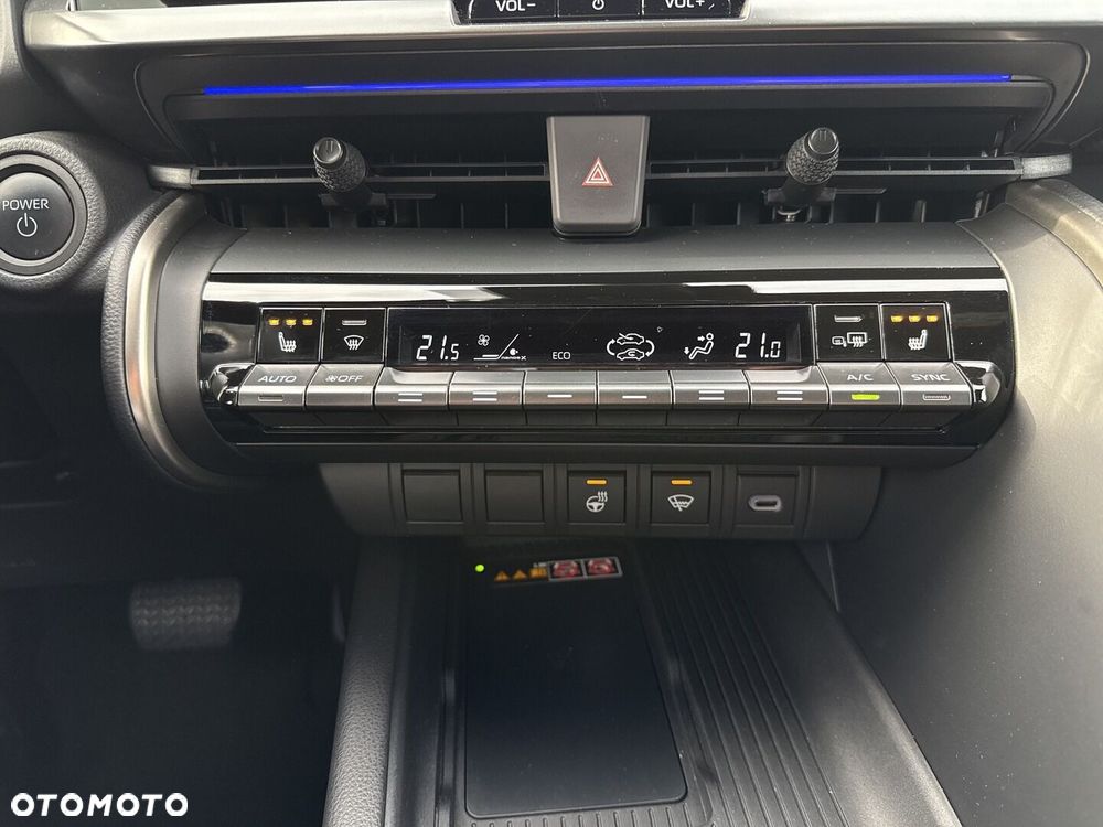 Toyota C-HR 2.0 Hybrid Dynamic Force Executive - 18