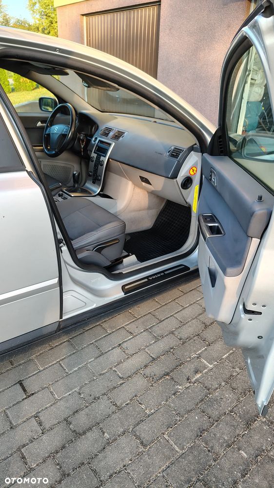 Volvo S40 2.0D Momentum - 19