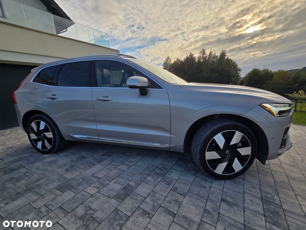 Volvo XC 60 T8 Plug-In Hybrid AWD Plus Bright - 3