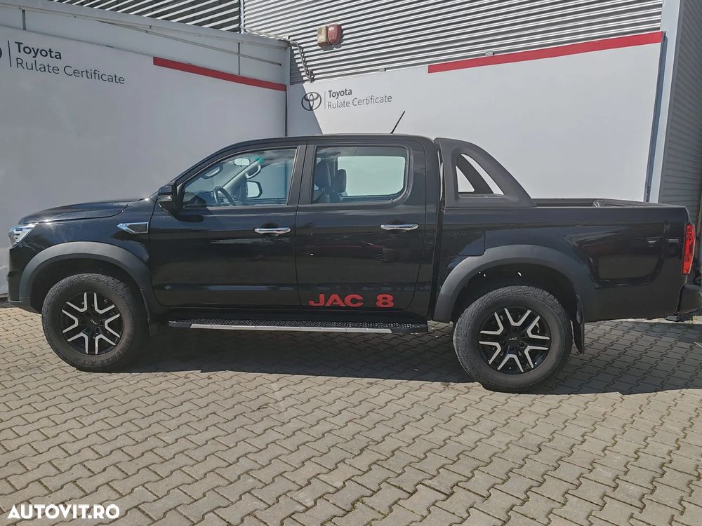 JAC T8 - 4