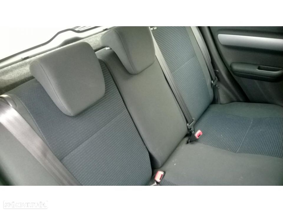 Suzuki Swift 2009 para peças - 4