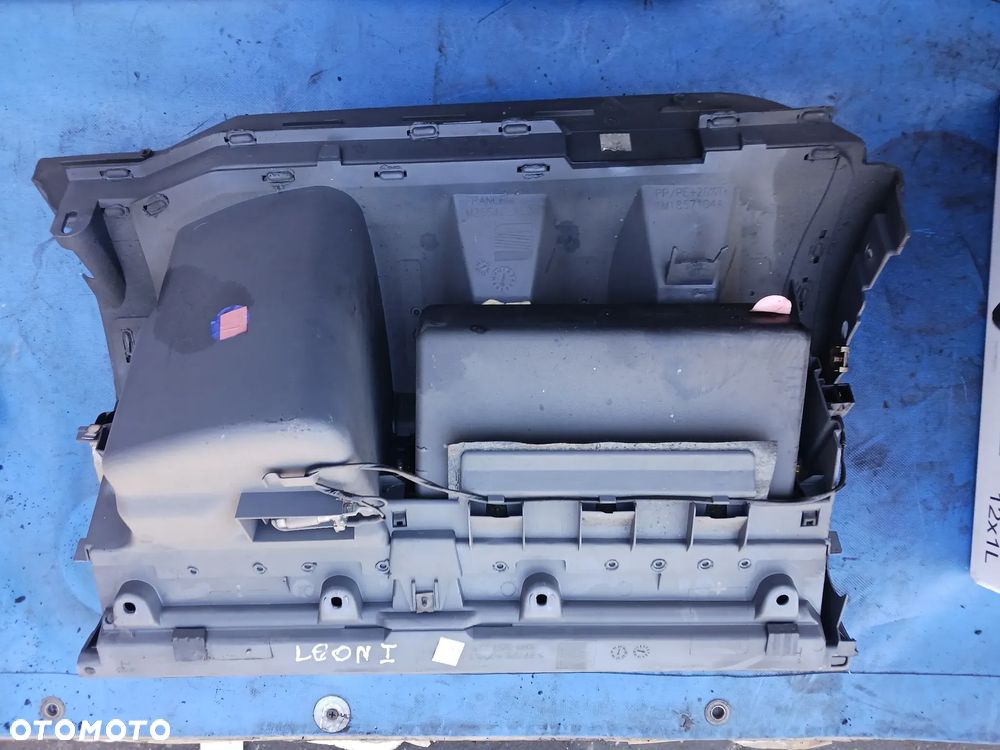 Schowek Pasażera Seat Leon Toledo szary ładny 1M1857103 - 3