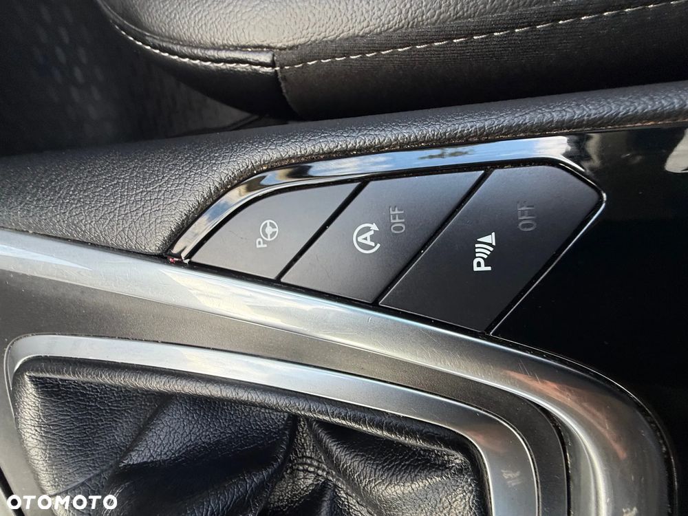 Ford S-Max 2.0 TDCi 4WD Titanium PowerShift - 34