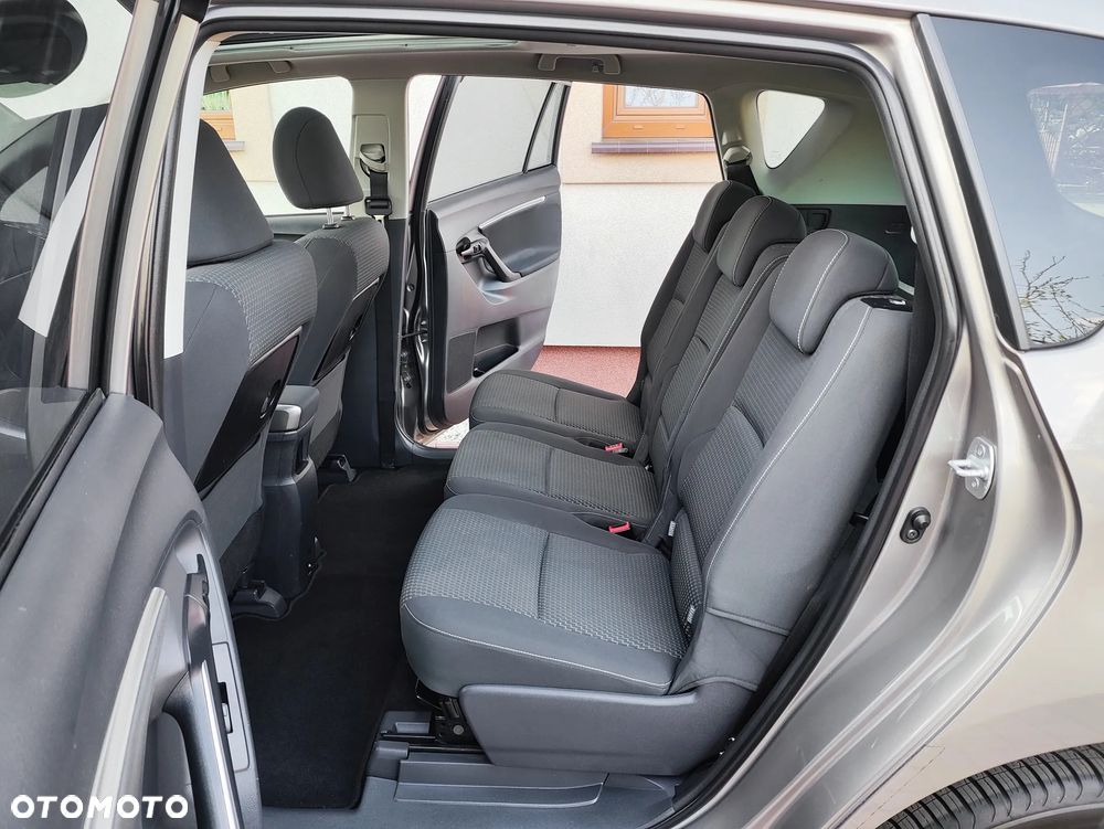 Toyota Verso 1.8 Premium EU6 - 8