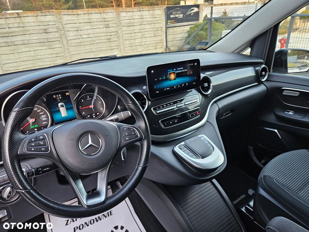 Mercedes-Benz Klasa V 300 d 4-Matic Avantgarde 9G-Tronic (d³ugi) - 21