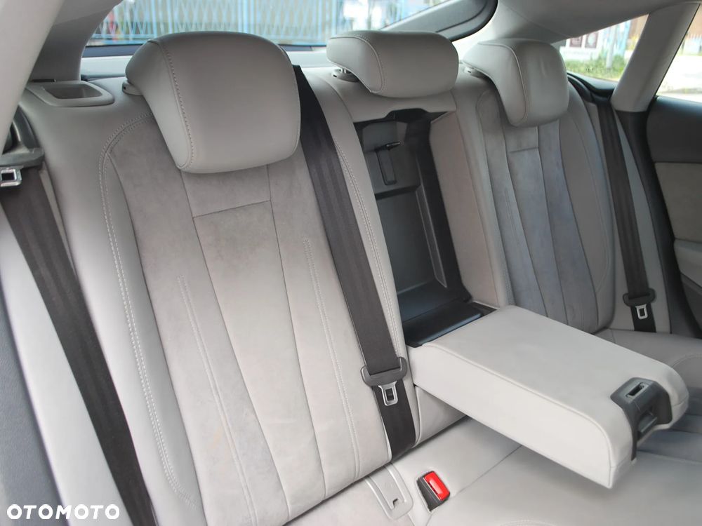 Audi A5 Sportback 2.0 TDI - 10