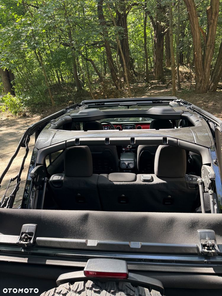 Jeep Wrangler - 27