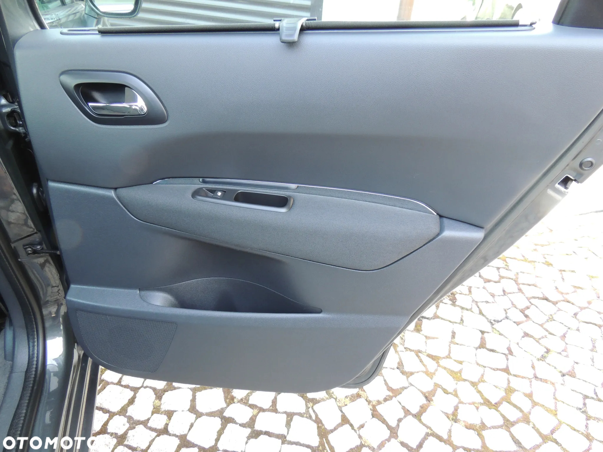 Peugeot 5008 - 29