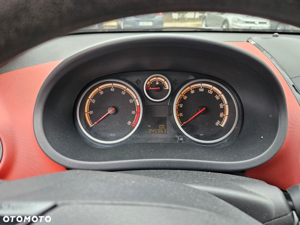 Opel Corsa 1.4 16V Sport - 8