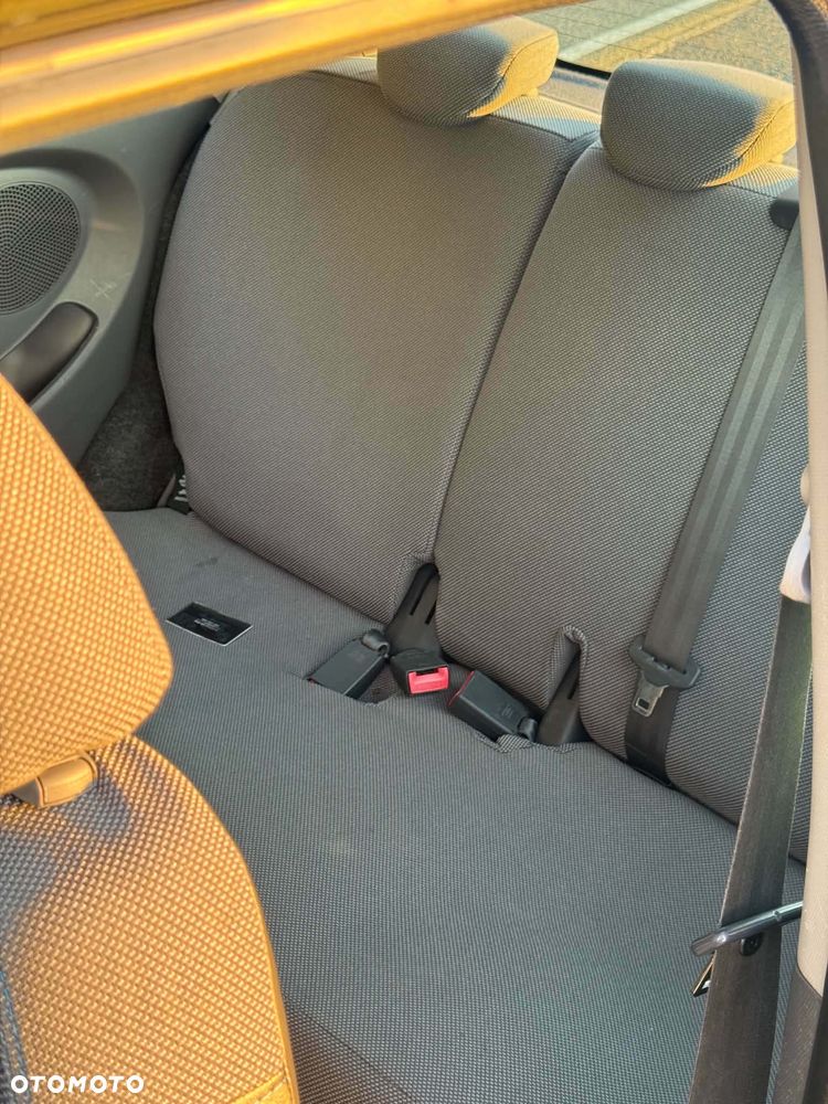 Nissan Micra 1.4 Tekna - 11