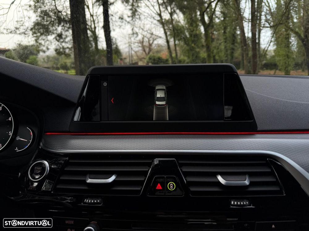 BMW 520 d Pack M Auto - 36