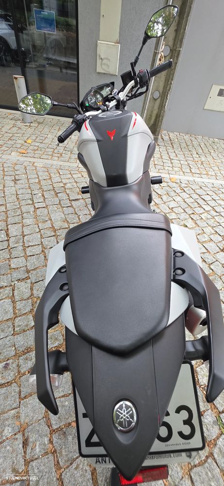 Yamaha MT-03 - 10