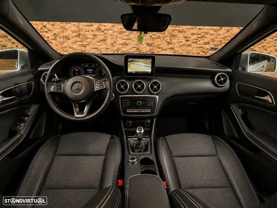Mercedes-Benz A 180 d Urban - 10