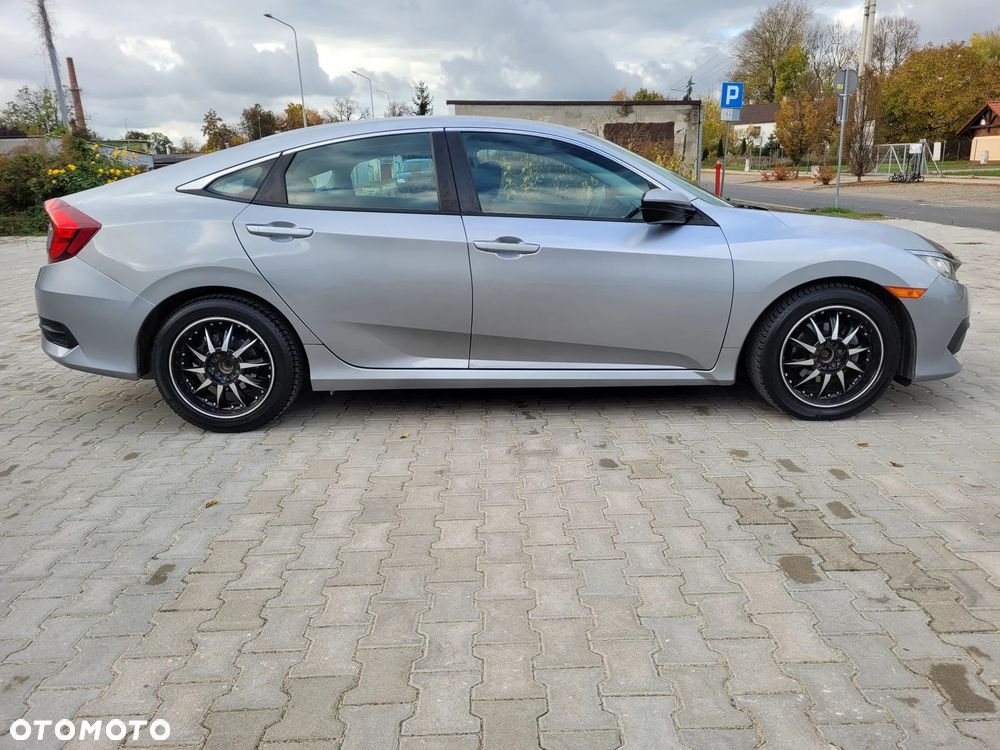 Honda Civic 2.0 i-VTEC LX CVT - 9