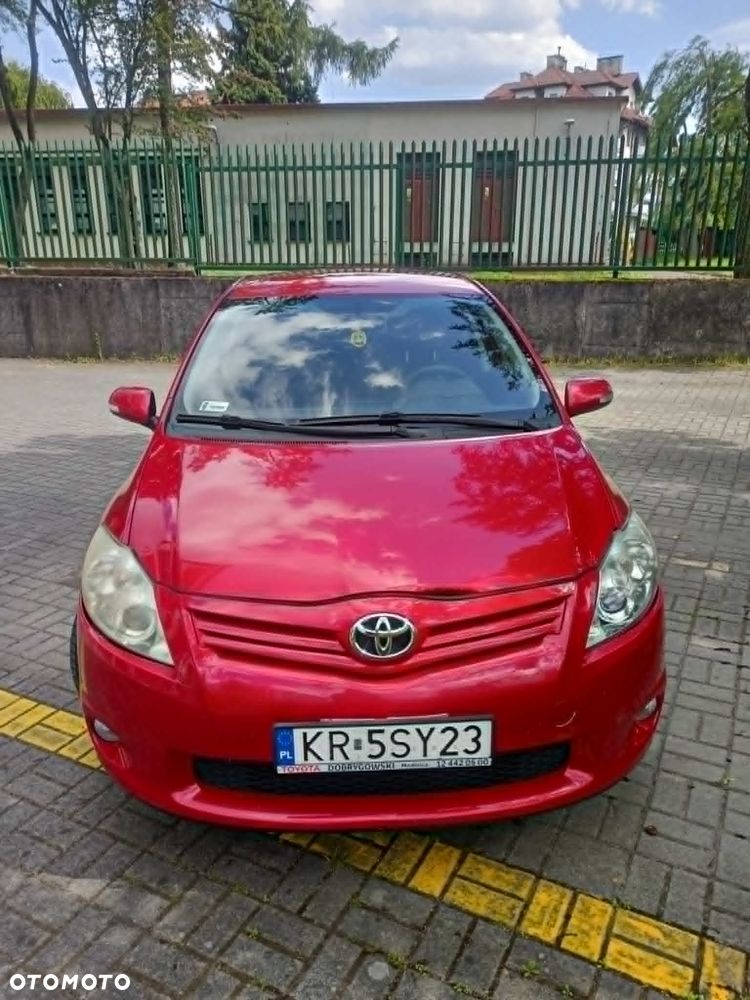 Toyota Auris 1.6 Sprint - 1