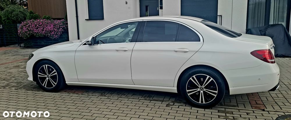 Mercedes-Benz E-Class 2019 photo 3