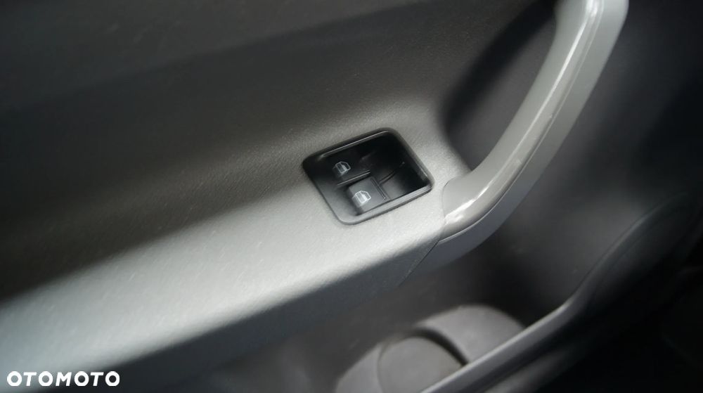 Volkswagen CADDY - 23