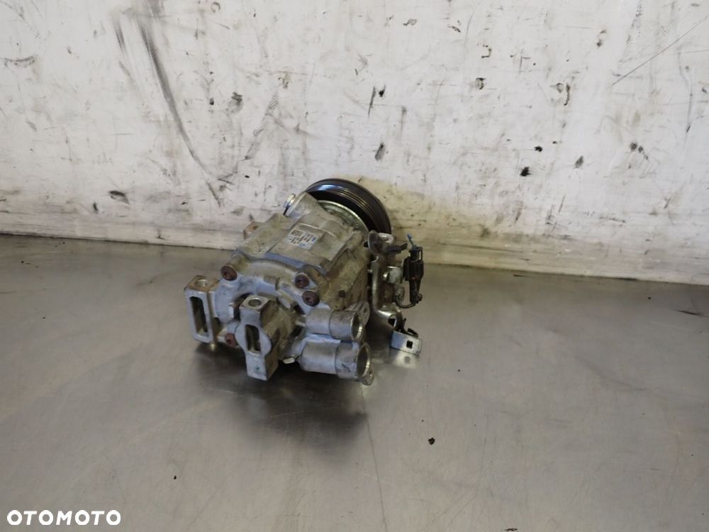 SPRĘŻARKA KLIMATYZACJI SUBARU IMPREZA III GH 73111FG002 Z0011100A 9900098124 - 2