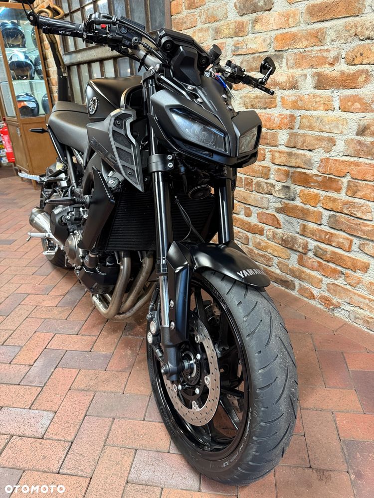 Yamaha MT - 30