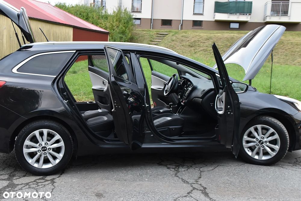 Kia Ceed - 7