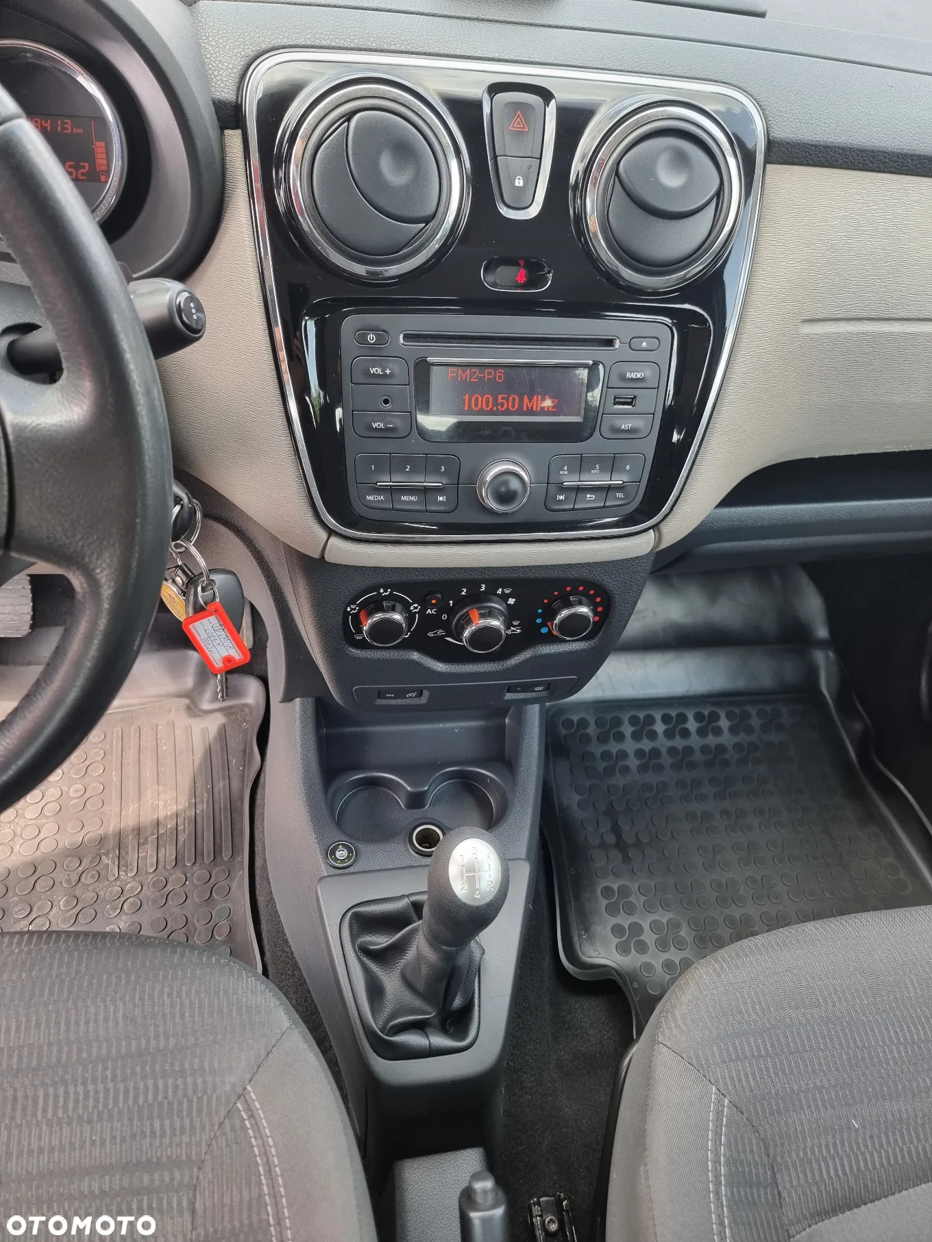 Dacia Lodgy 1.6 Ambiance - 19
