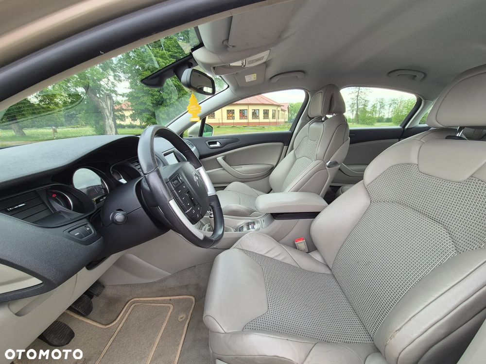 Citroën C5 HDi 140 FAP Exclusive - 14