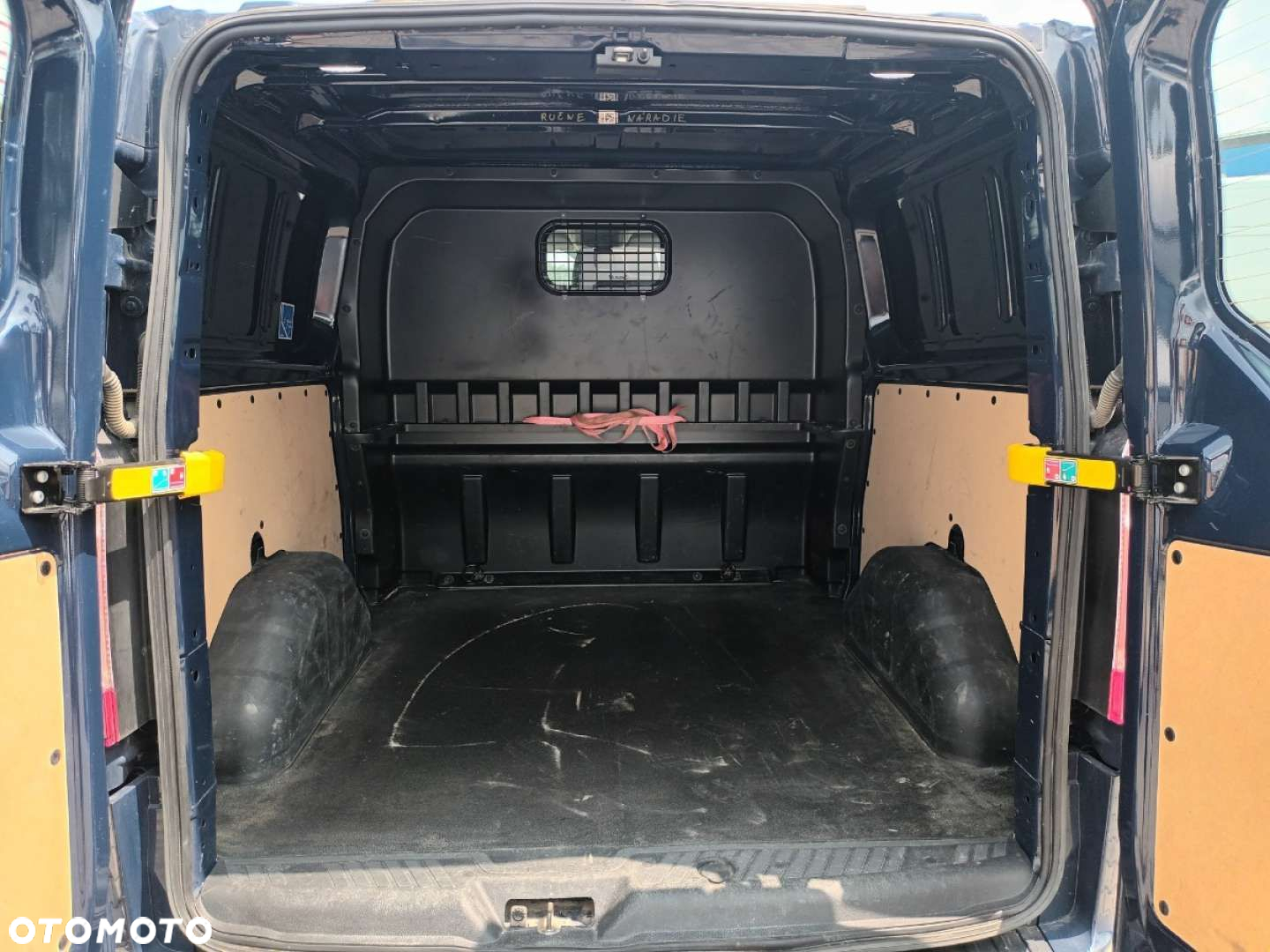 Ford Transit - 9