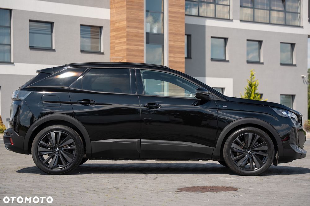 Peugeot 3008 Plug-In Hybrid 225 e-EAT8 GT - 17