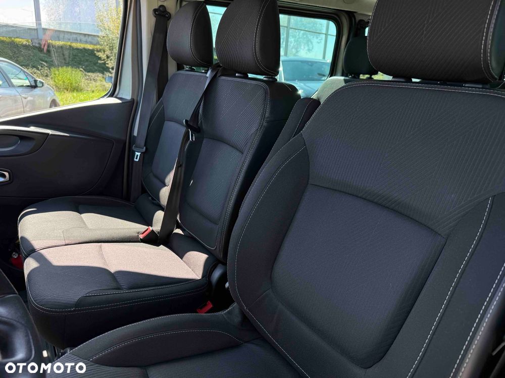 Renault Trafic - 12