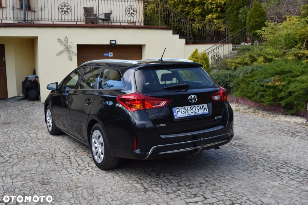 Toyota Auris 1.4 D-4D Design Edition - 5