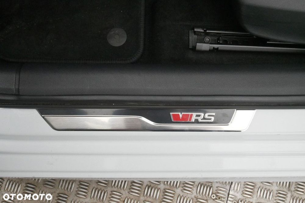 Skoda Octavia 2.0 TSI RS DSG - 35