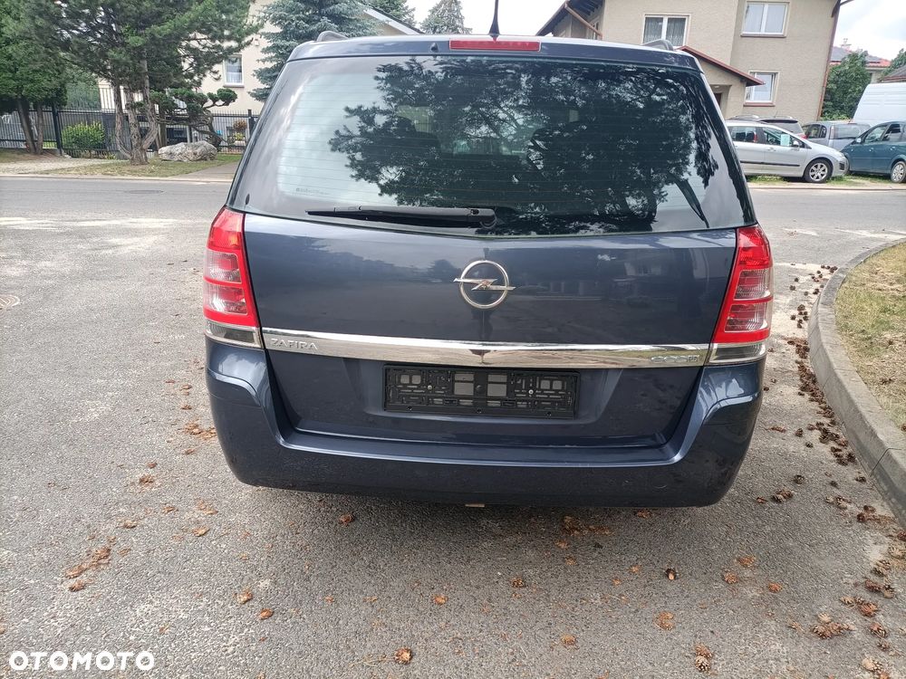 Opel Zafira - 17