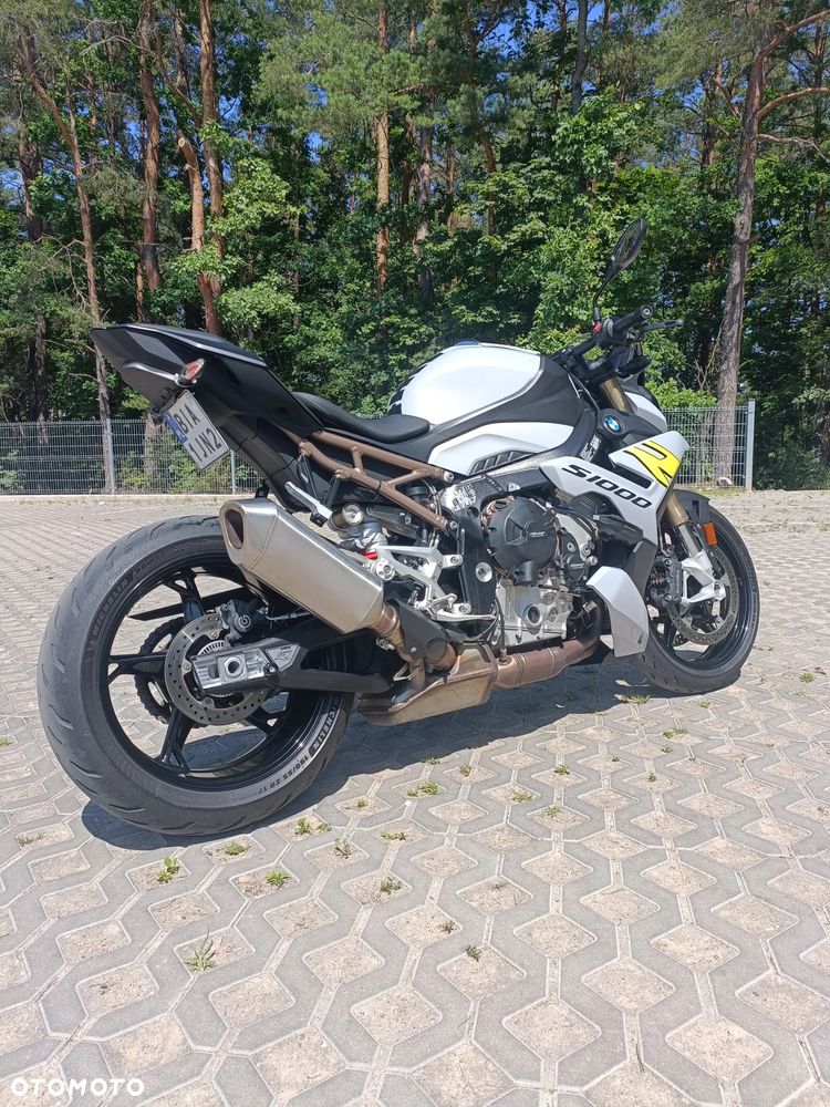 BMW S - 3