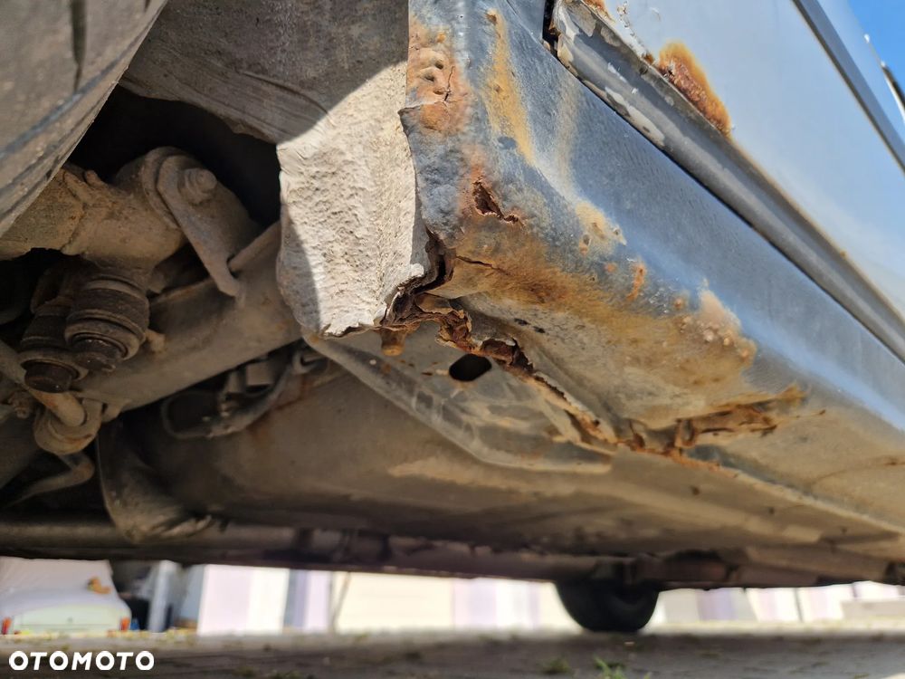 BMW Seria 5 525tds - 12