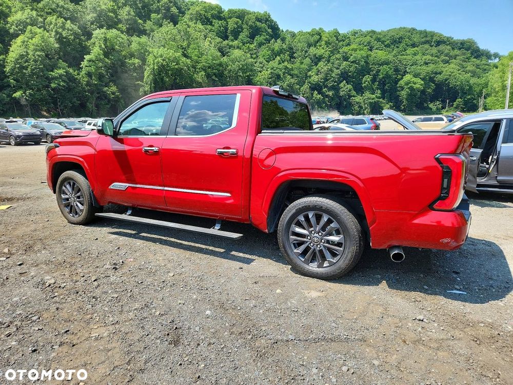 Toyota Tundra - 2
