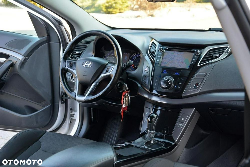 Hyundai i40 1.7 CRDi Comfort DCT - 17