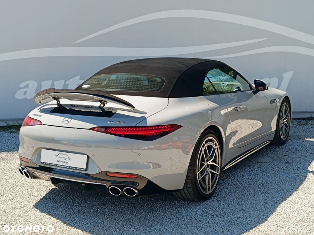 Mercedes-Benz SL - 16