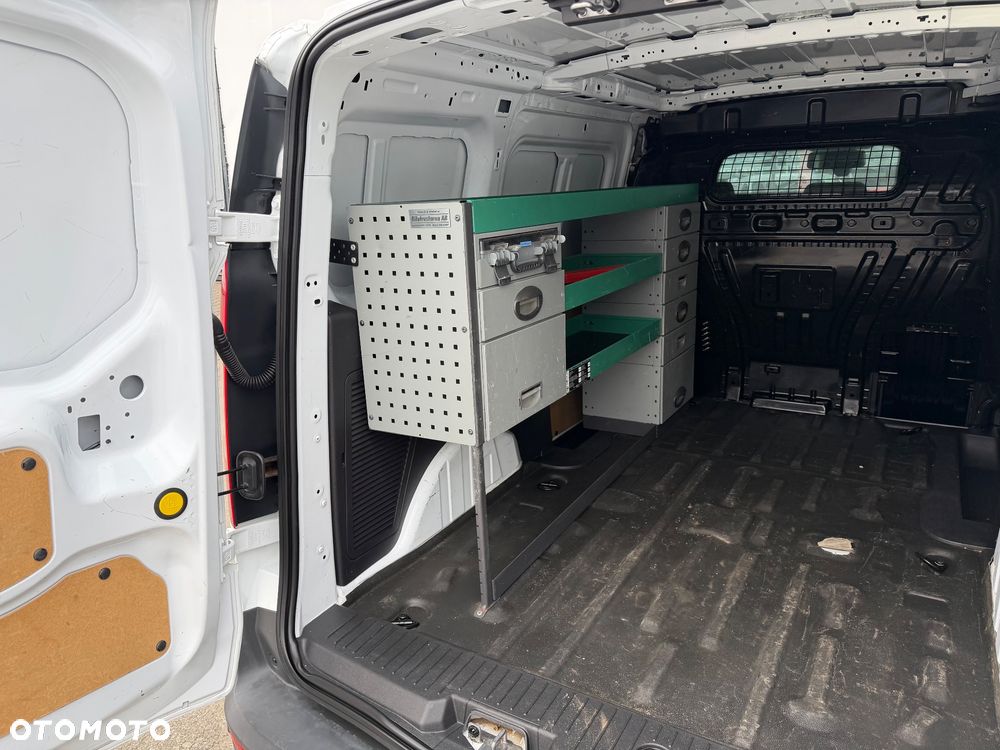 Ford Transit Connect - 24