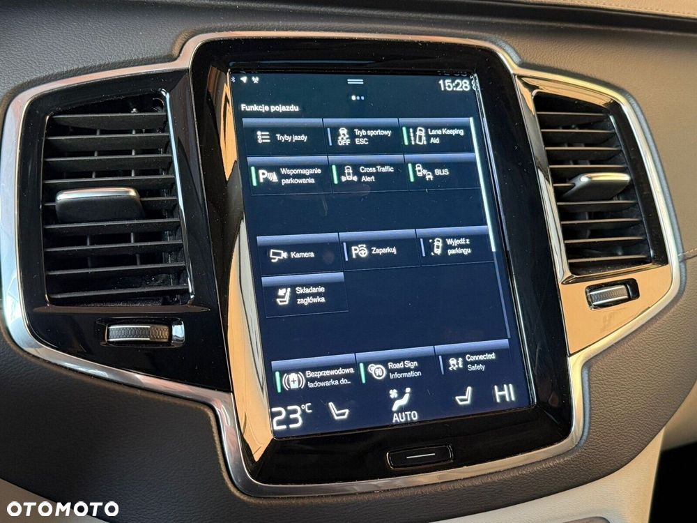 Volvo XC 90 - 27